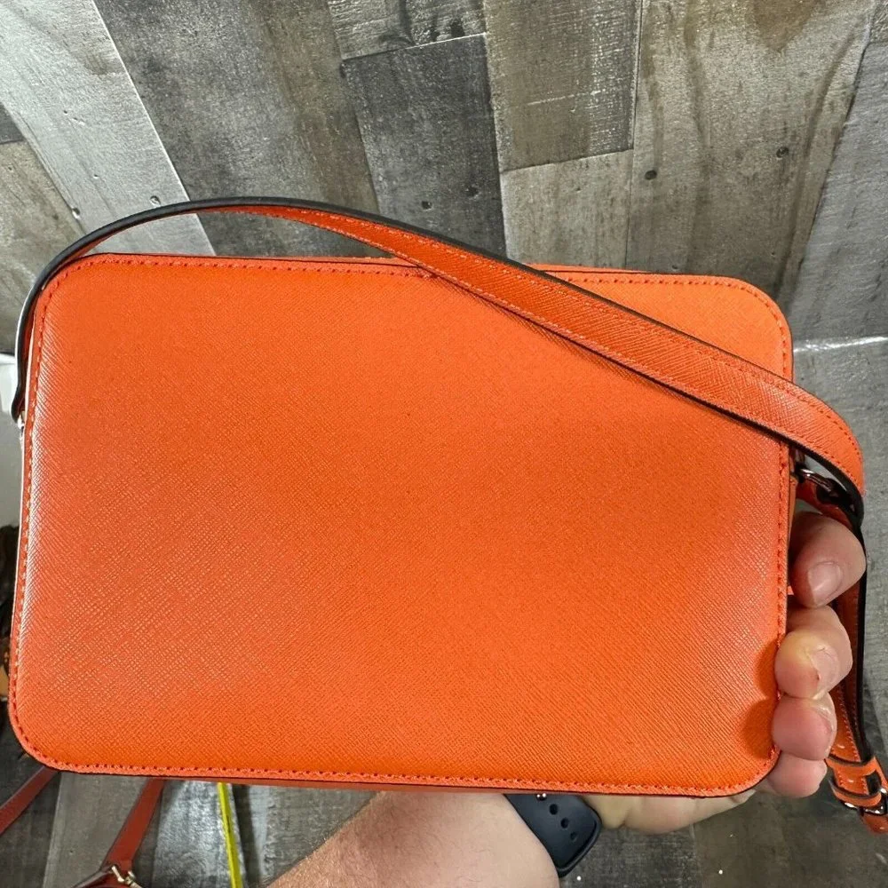 Guess Los Angeles Crossbody Bag Guess Logo‎